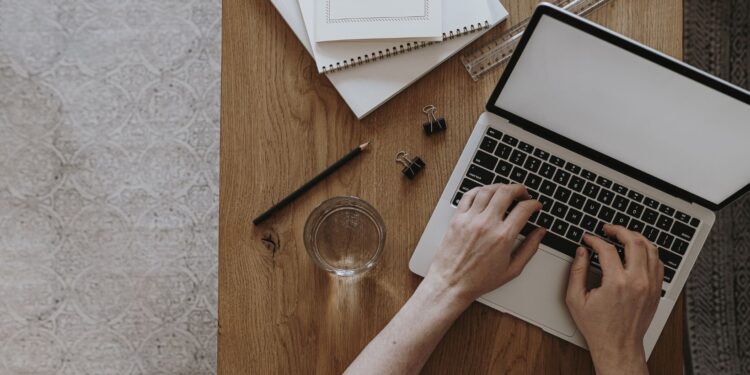 Ideal Survey Sites for Beauty Enthusiasts: Earn Sephora Gift Cards