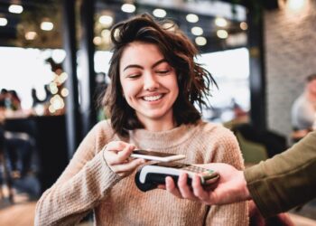 How Mobile Payment Technologies Have Transformed Consumer Behavior