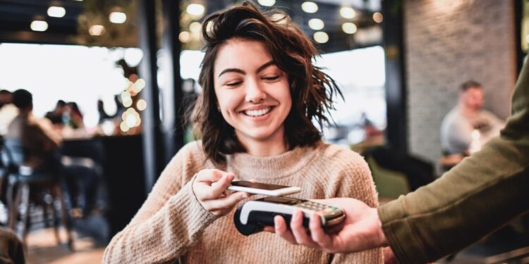 How Mobile Payment Technologies Have Transformed Consumer Behavior