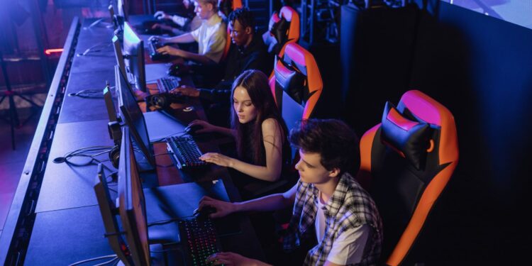 Smarter Choices in Virtual Economies