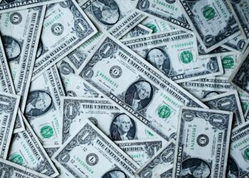 Smart Spending Habits Every Dutch Millennial Should Learn