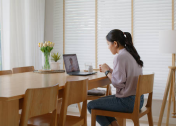 Leveling Up Your Healthcare Business: Gamifying Patient Outreach with Virtual Assistants