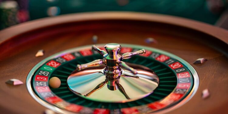 Gacha Systems vs Traditional Gambling: Similarities and Differences