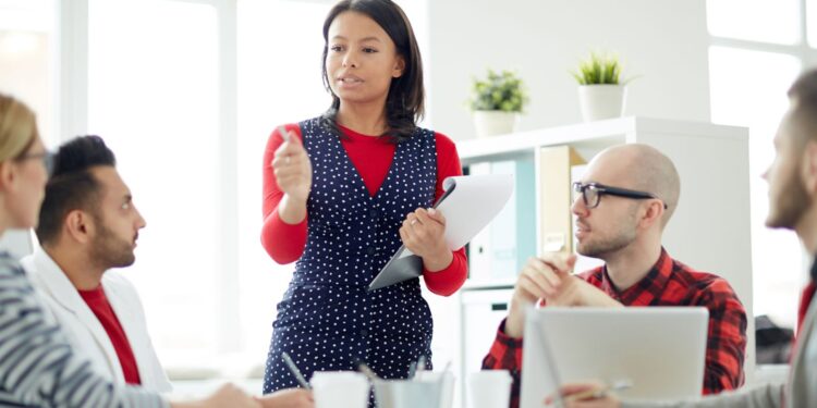 Why Bankroll Management Feels Like Resource Management in Strategy Games