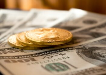 Building a ‘Control Deck’ for Your Bankroll: How Card Gamers Approach Risk Management at the Tables