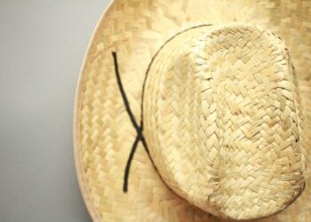 Handmade Straw Western Hats: Craftsmanship, Brands, and What Sets Them Apart